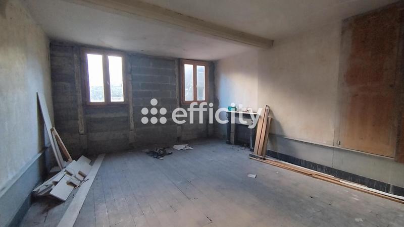 Maison - 136 m² - 7 pièces