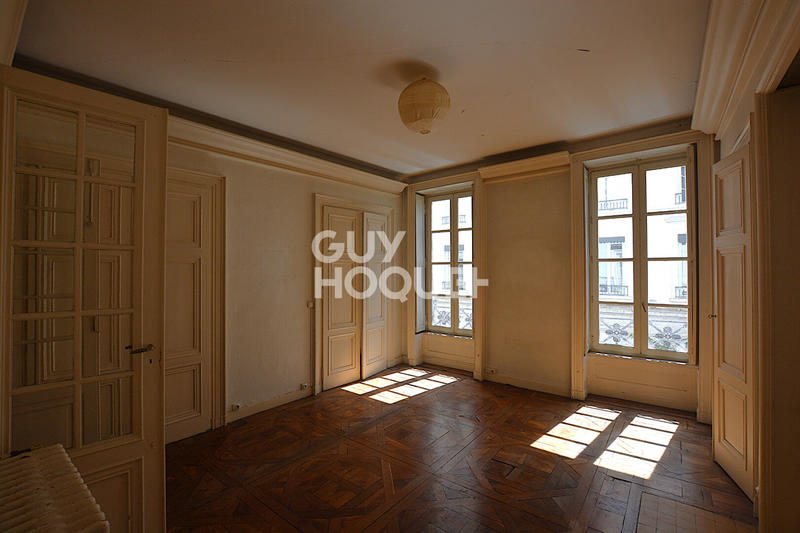 Appartement - 125 m² - 4 pièces