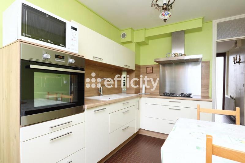 Maison - 80 m² - 4 pièces