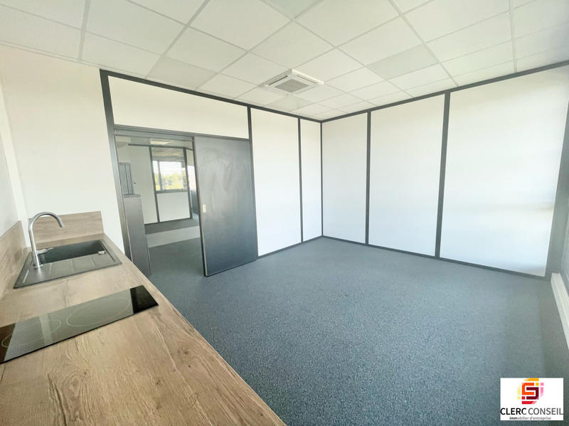 Bureau - 229 m²