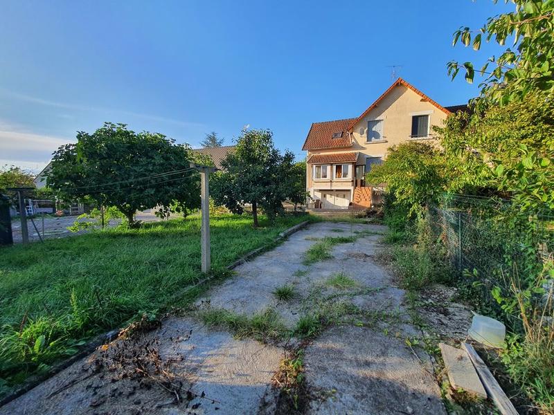 Maison - 92 m² - 4 pièces