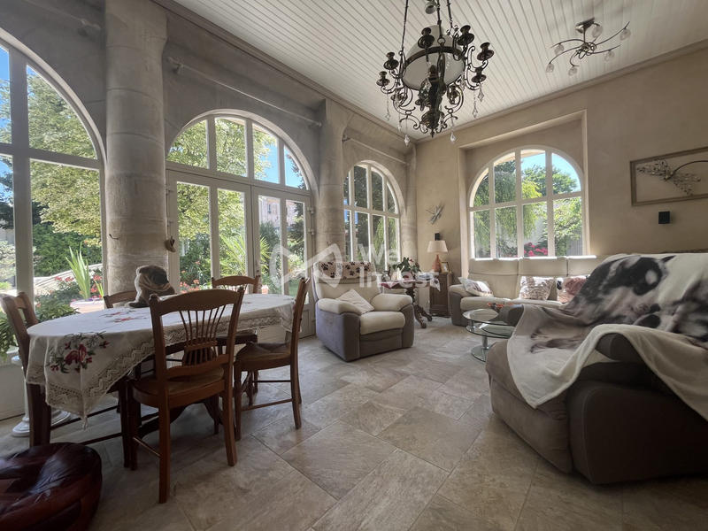 Maison - 182 m² - 4 pièces