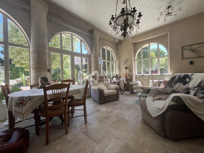 Maison - 182 m² - 4 pièces