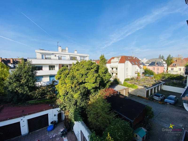 Maison - 195 m² - 8 pièces