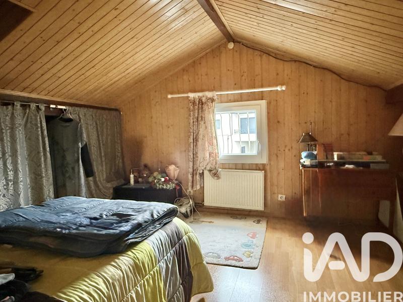 Maison - 121 m² - 5 pièces