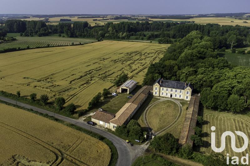 Maison - 540 m² - 14 pièces