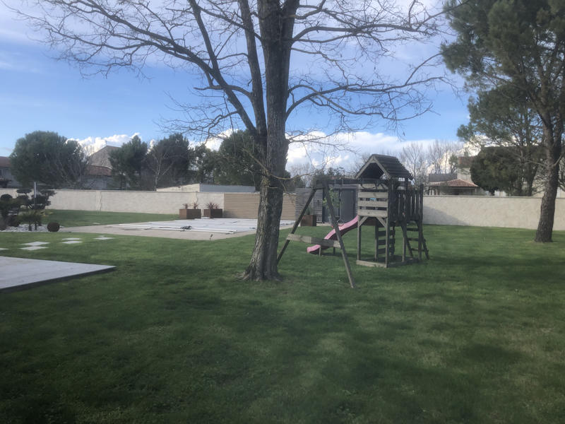 Maison - 90 m² - 3 pièces