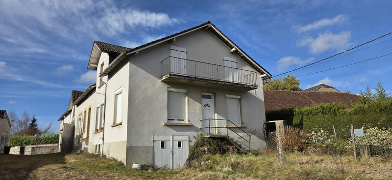 Maison - 220 m² - 7 pièces