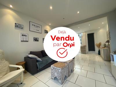 Maison - 93 m² - 4 pièces