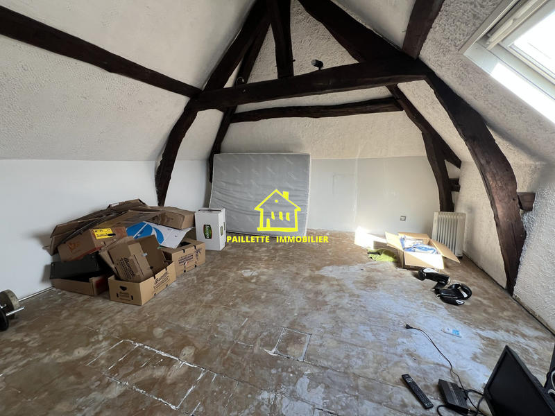 Maison - 210 m² - 5 pièces