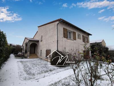 Maison - 145 m² - 5 pièces