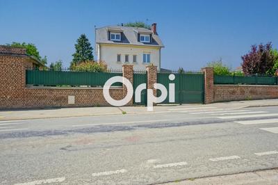 Maison - 318 m² - 7 pièces