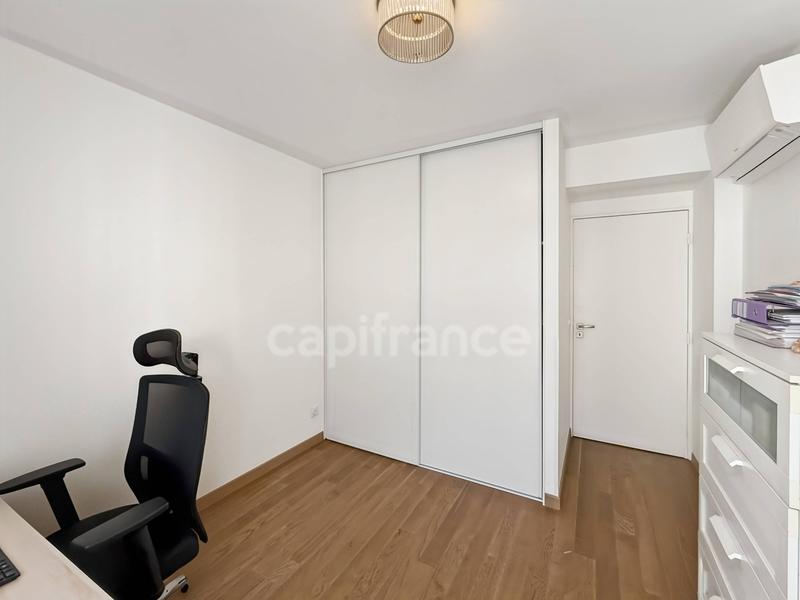 Appartement - 75 m² - 3 pièces