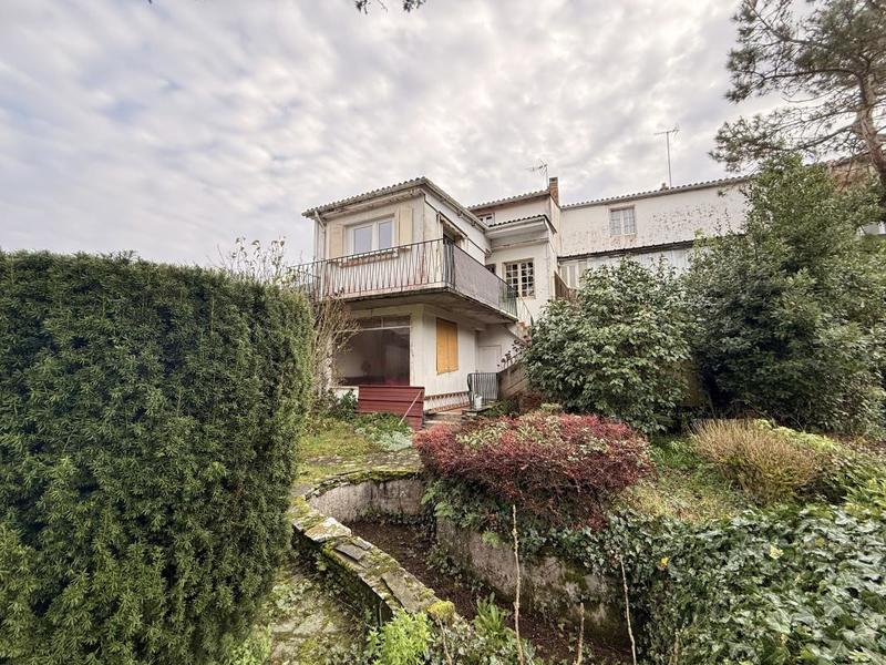 Maison de ville - 104 m² - 5 pièces