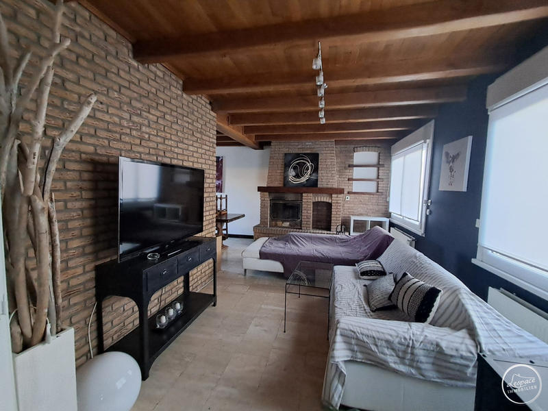 Maison - 166 m² - 6 pièces