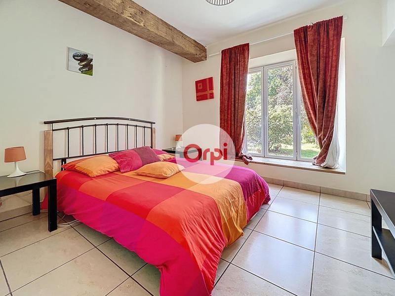 Maison - 253 m² - 7 pièces