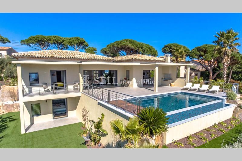 Villa - 310 m² - 7 pièces
