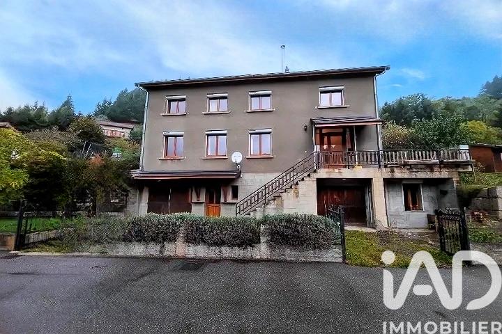 Maison - 231 m² - 11 pièces