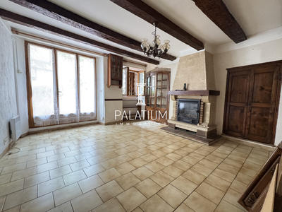 Maison traditionnelle - 98 m² - 6 pièces