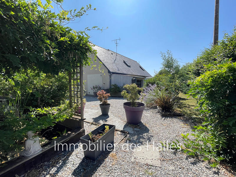 Maison - 161 m² - 9 pièces