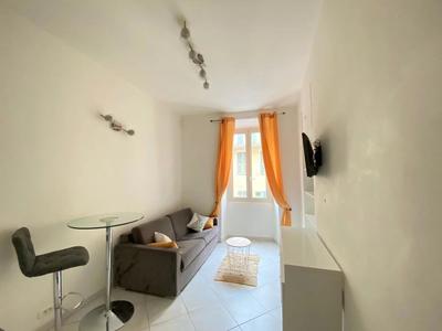 Appartement - 15 m² - 1 pièce