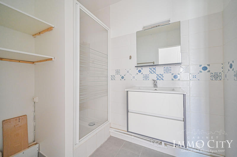 Appartement - 57 m² - 2 pièces