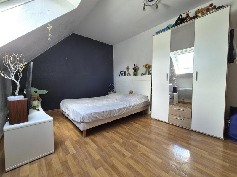 Maison - 106 m² - 7 pièces