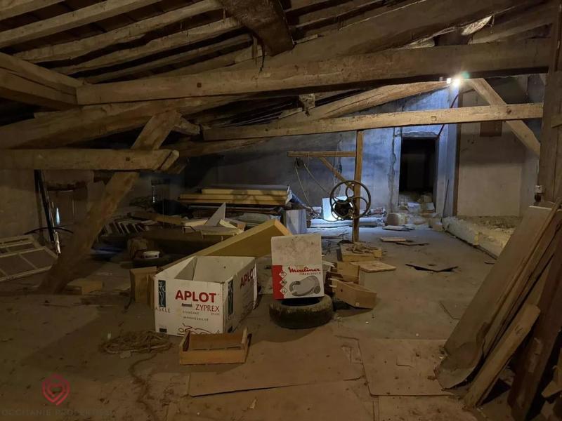 Maison - 295 m² - 9 pièces