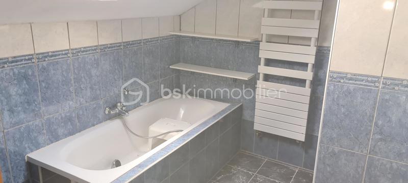 Maison - 87 m² - 6 pièces