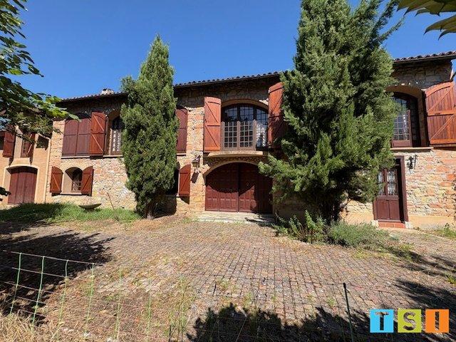 Maison bourgeoise - 384 m² - 6 pièces