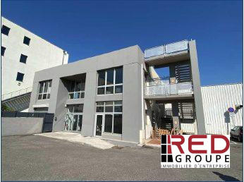 Local commercial - 477 m²