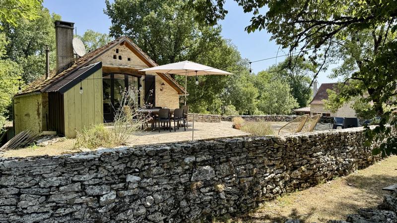 Corps de ferme - 250 m² - 11 pièces