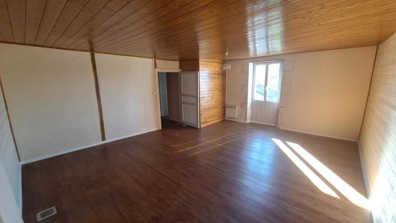 Maison - 110 m² - 4 pièces