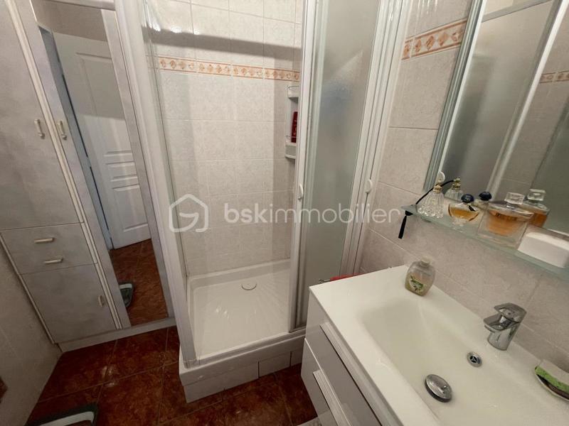 Appartement - 83 m² - 4 pièces