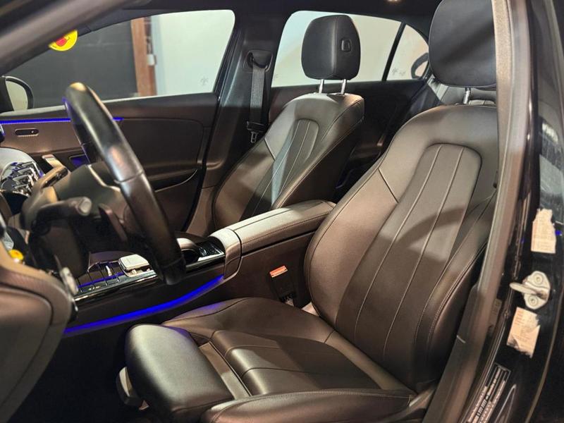 Mercedes Classe a 200 1.3 Ti Progressive Line 7g-Dct 163ch Toit ouvrant, Apple CarPlay, Sièges chauffants