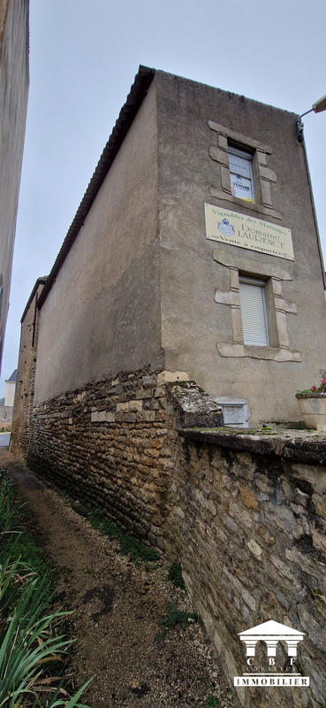 Maison ancienne - 144 m² - 3 pièces