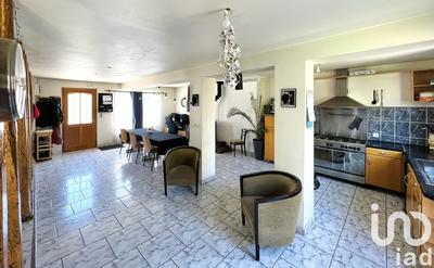 Maison - 130 m² - 7 pièces