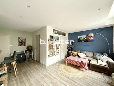 Appartement ancien - 57 m² - 3 pièces