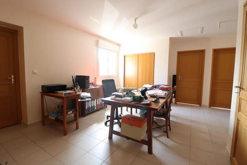 Viager - Maison - 160 m² - 5 pièces