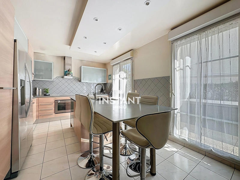 Appartement - 157 m² - 5 pièces