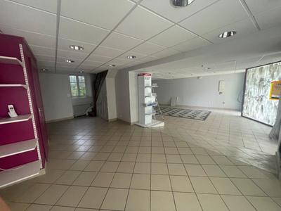 Local commercial - 210 m² - 10 pièces