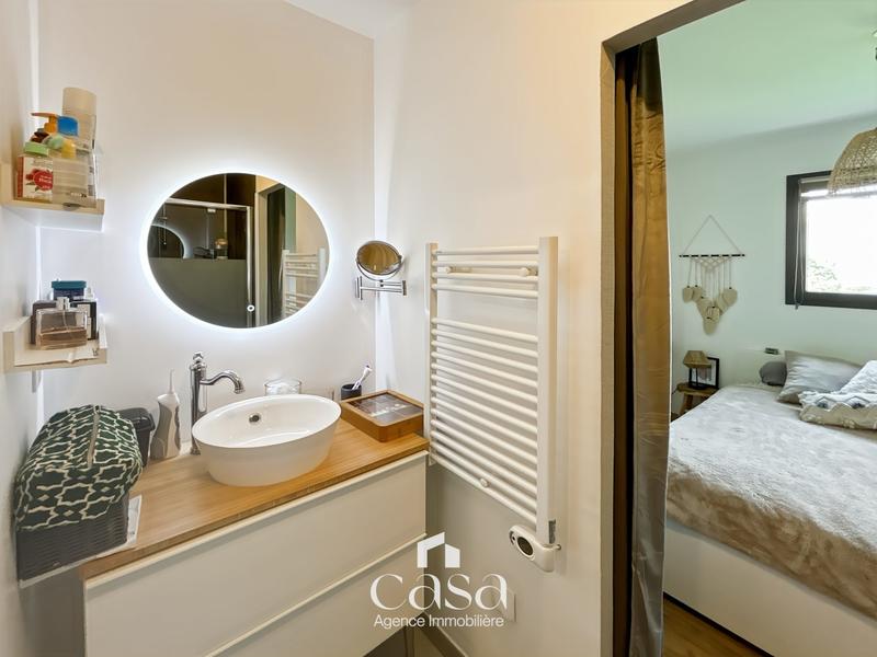 Maison contemporaine - 143 m² - 7 pièces