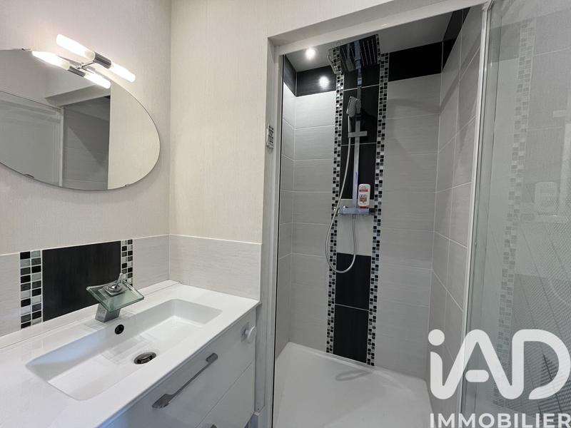 Maison - 138 m² - 7 pièces