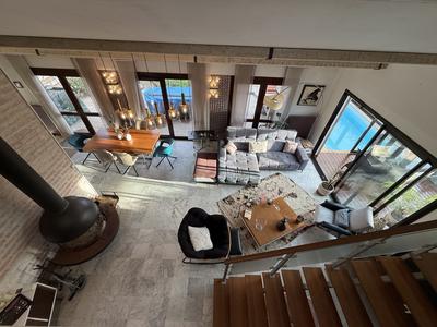 Maison - 178 m² - 6 pièces