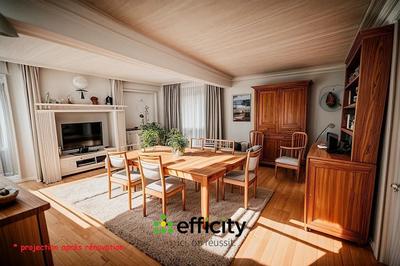 Maison en pierre - 290 m² - 10 pièces