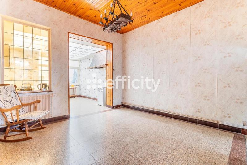 Maison - 95 m² - 5 pièces