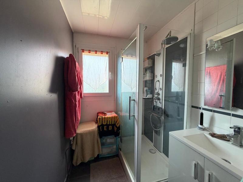 Maison - 98 m² - 5 pièces