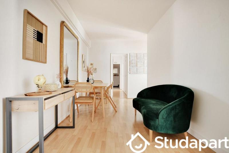 Chambre - 12 m² - 1 pièce