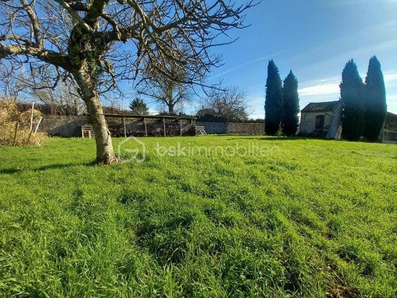 Propriété - 181 m² - 5 pièces