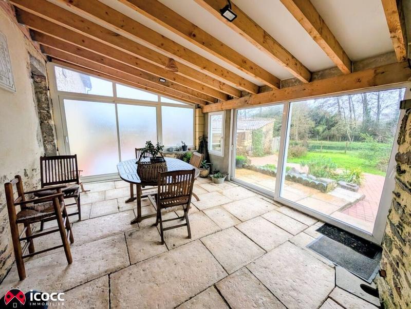 Maison chambre d'hôtes - 221 m² - 8 pièces